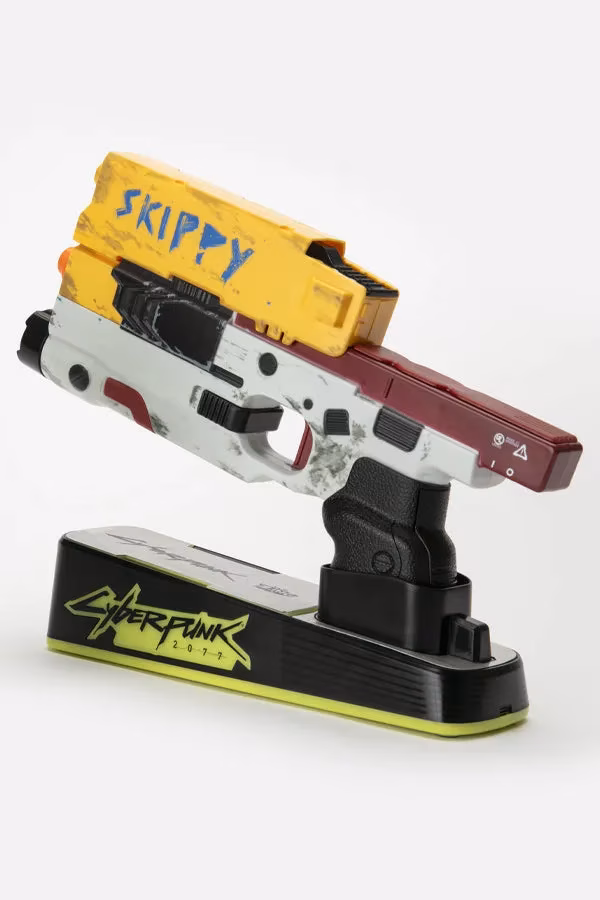 skippy-cyberpunk-2077-s-most-beloved-smart-weapon-returns-image-0